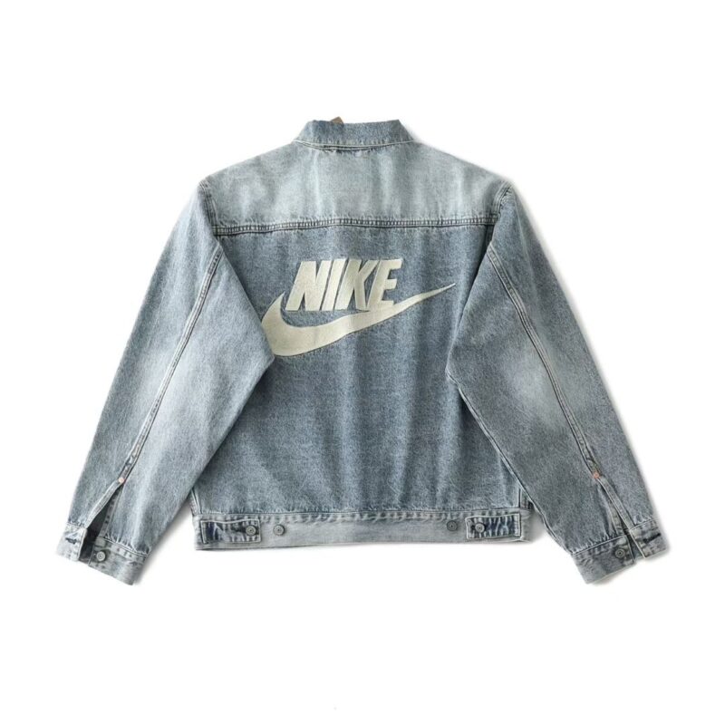 Levis x Nike Trucker Jacket - Image 2