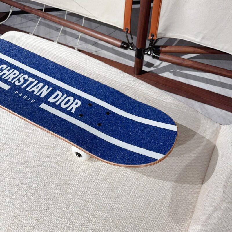 Dior Vibe Skate Board - Image 5