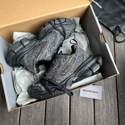 Balenciaga 3XL BLACK